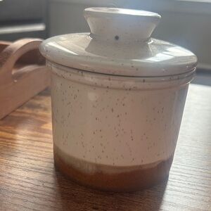 Xela butter bell butter crock